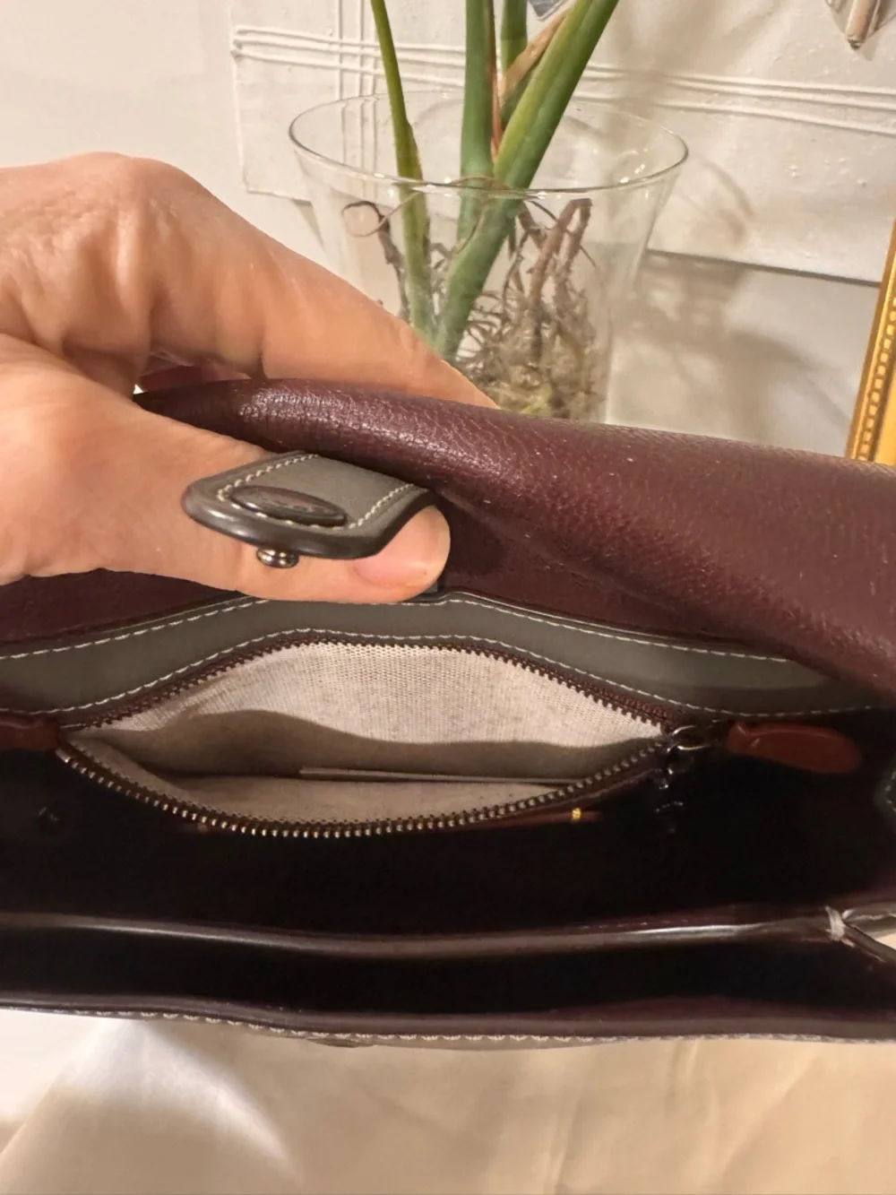 Coach Gray Leather Saddle Crossbody Bag with White Stitching - Picture 9 of 16